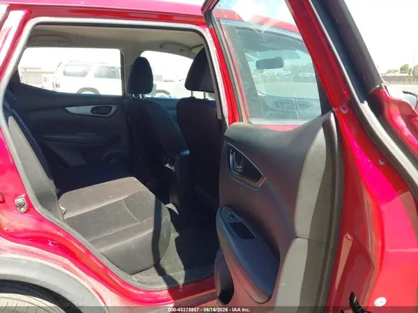 JN1BJ1CP7JW158325 2018 NISSAN ROGUE - Image 8