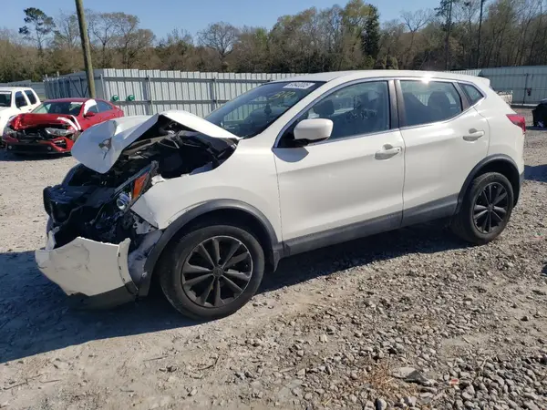 JN1BJ1CP7JW162553 2018 NISSAN ROGUE - Image 1