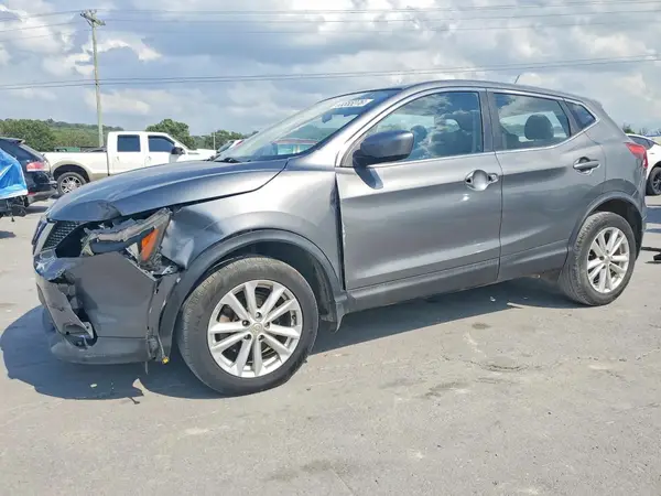 JN1BJ1CP7JW162777 2018 NISSAN ROGUE - Image 1
