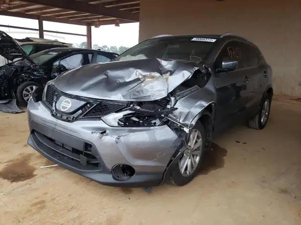 JN1BJ1CP7JW163315 2018 NISSAN ROGUE - Image 2