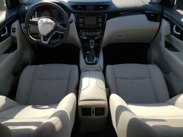 JN1BJ1CP7JW163685 2018 NISSAN ROGUE - Image 8