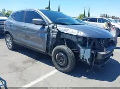 JN1BJ1CP7JW164609 2018 NISSAN ROGUE