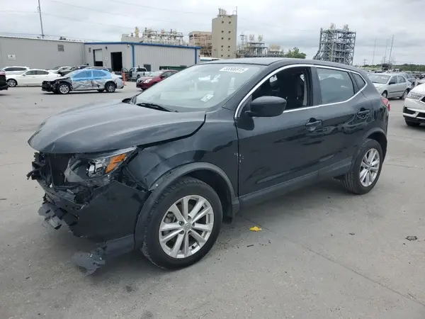 JN1BJ1CP7JW164688 2018 NISSAN ROGUE - Image 1