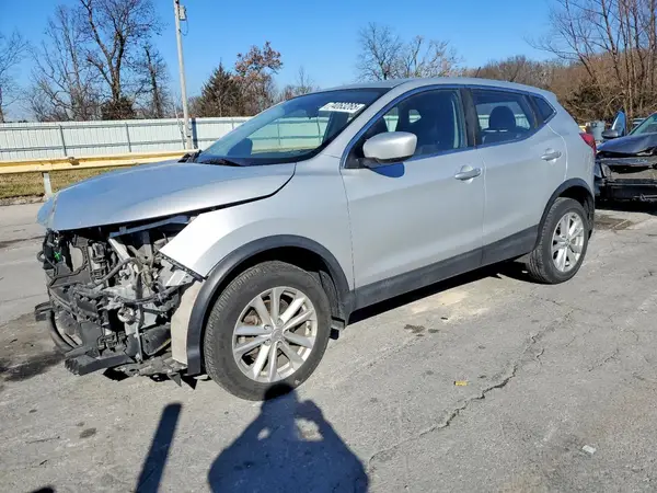 JN1BJ1CP7JW181247 2018 NISSAN ROGUE - Image 1