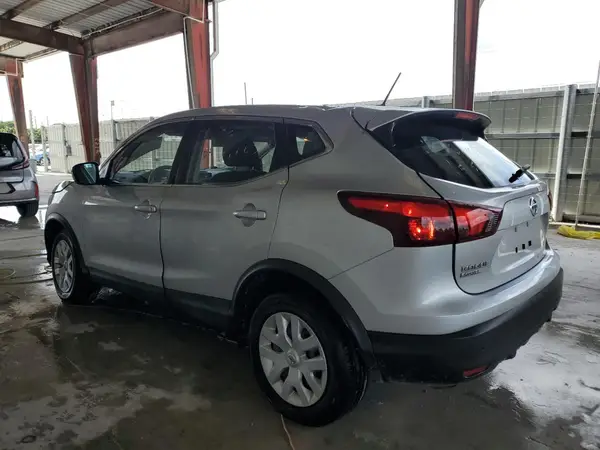 JN1BJ1CP7KW210702 2019 NISSAN ROGUE - Image 2