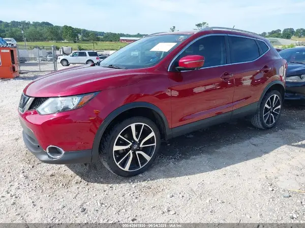 JN1BJ1CP7KW224633 2019 NISSAN ROGUE - Image 2