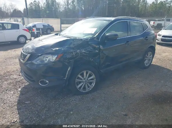 JN1BJ1CP7KW228889 2019 NISSAN ROGUE - Image 2