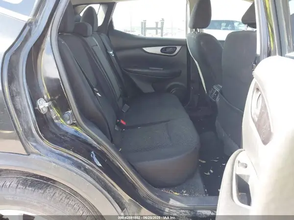 JN1BJ1CP7KW229525 2019 NISSAN ROGUE - Image 8