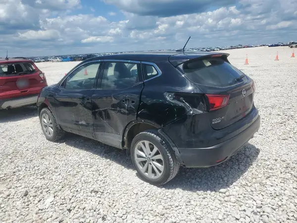 JN1BJ1CP7KW229802 2019 NISSAN ROGUE - Image 2