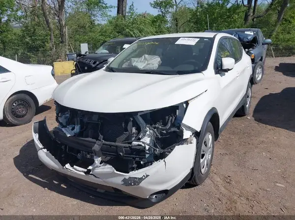 JN1BJ1CP7KW236426 2019 NISSAN ROGUE - Image 2