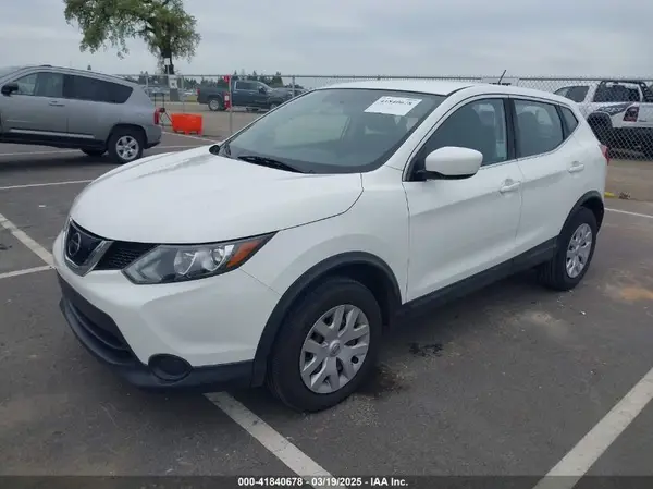 JN1BJ1CP7KW239410 2019 NISSAN ROGUE - Image 2