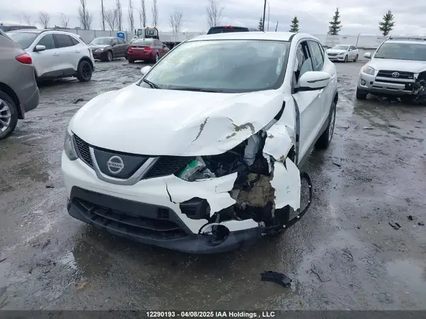 JN1BJ1CP7KW239813 2019 NISSAN ROGUE - Image 2
