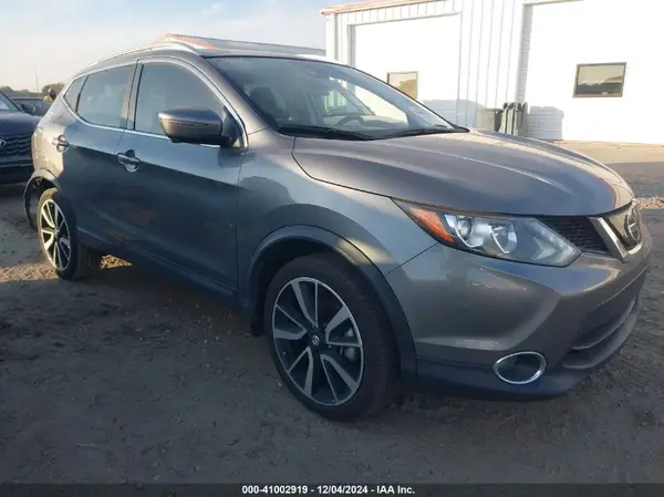 JN1BJ1CP7KW523670 2019 NISSAN ROGUE - Image 1