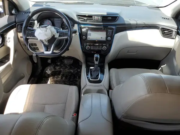 JN1BJ1CP8HW003020 2017 NISSAN ROGUE - Image 8