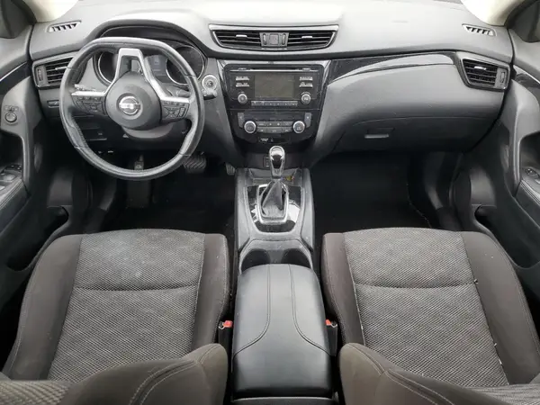 JN1BJ1CP8HW003230 2017 NISSAN ROGUE - Image 8