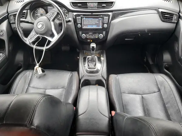 JN1BJ1CP8HW003521 2017 NISSAN ROGUE - Image 8