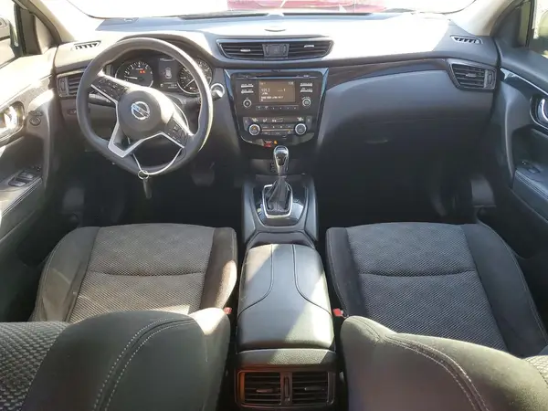 JN1BJ1CP8HW005270 2017 NISSAN ROGUE - Image 8
