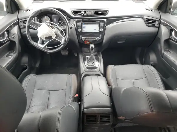 JN1BJ1CP8HW006127 2017 NISSAN ROGUE - Image 8