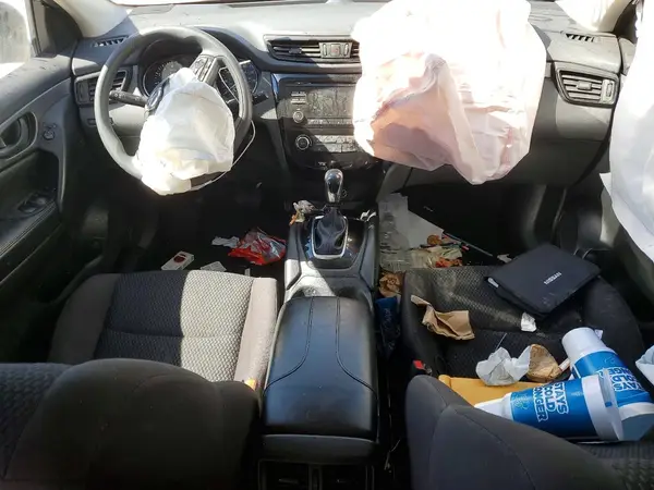 JN1BJ1CP8HW007729 2017 NISSAN ROGUE - Image 8