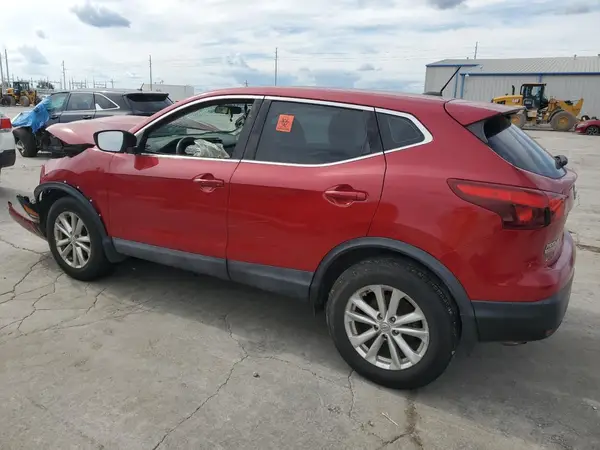 JN1BJ1CP8HW009562 2017 NISSAN ROGUE - Image 2