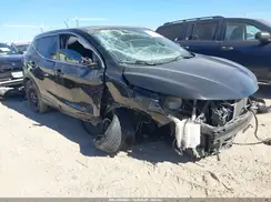JN1BJ1CP8HW010050 2017 NISSAN ROGUE