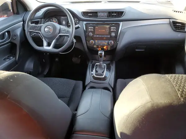 JN1BJ1CP8HW011067 2017 NISSAN ROGUE - Image 8