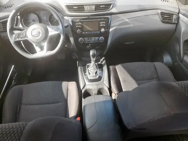 JN1BJ1CP8HW012316 2017 NISSAN ROGUE - Image 8