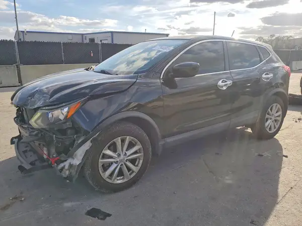 JN1BJ1CP8HW020335 2017 NISSAN ROGUE - Image 1