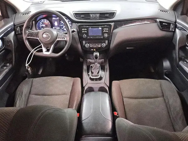 JN1BJ1CP8HW022800 2017 NISSAN ROGUE - Image 8