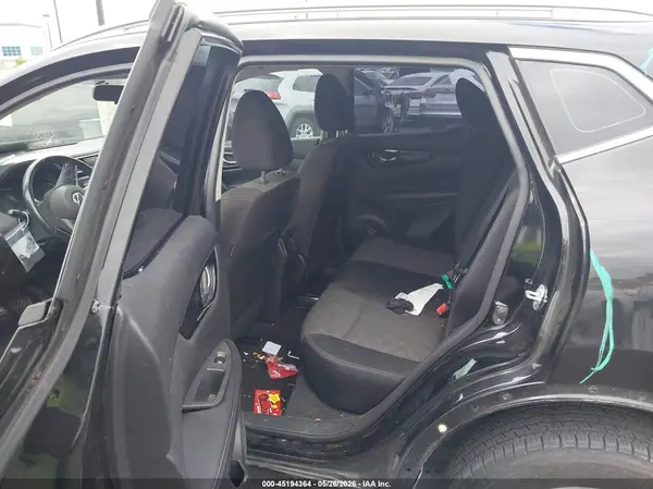 JN1BJ1CP8HW024076 2017 NISSAN ROGUE - Image 8