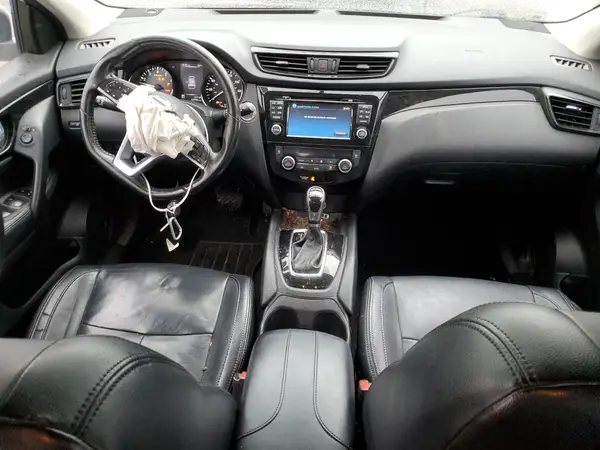 JN1BJ1CP8HW024742 2017 NISSAN ROGUE - Image 8