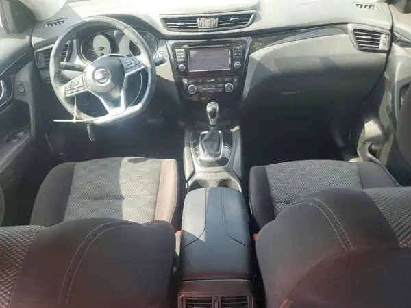 JN1BJ1CP8HW026703 2017 NISSAN ROGUE - Image 8