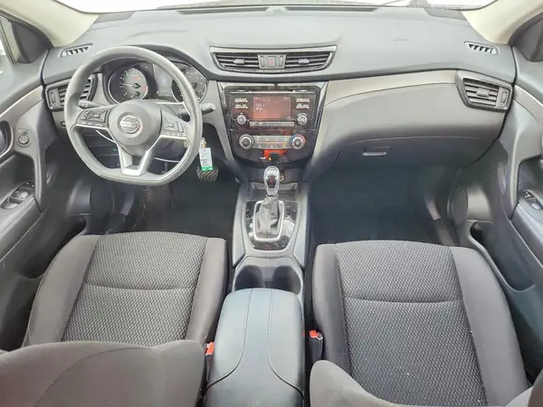 JN1BJ1CP8HW027480 2017 NISSAN ROGUE - Image 8