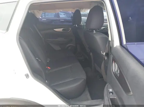 JN1BJ1CP8HW027835 2017 NISSAN ROGUE - Image 8