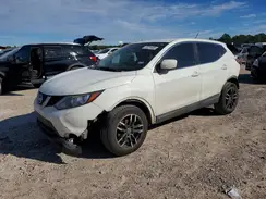 JN1BJ1CP8HW028189 2017 NISSAN ROGUE