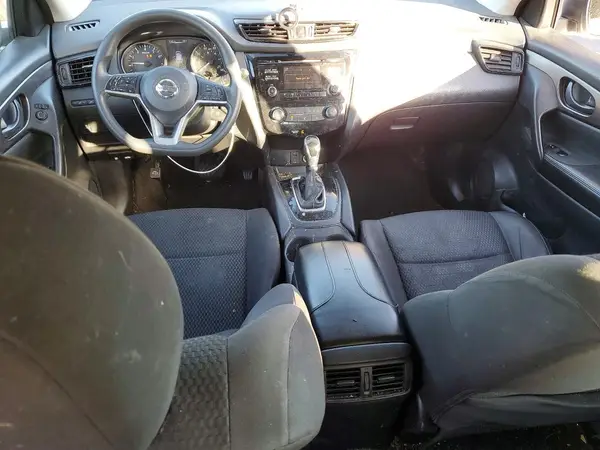 JN1BJ1CP8HW028208 2017 NISSAN ROGUE - Image 8