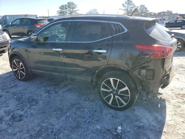 JN1BJ1CP8HW028497 2017 NISSAN ROGUE - Image 2