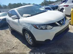 JN1BJ1CP8HW032128 2017 NISSAN ROGUE