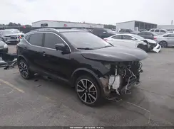 JN1BJ1CP8HW035952 2017 NISSAN ROGUE
