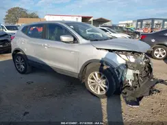 JN1BJ1CP8HW036325 2017 NISSAN ROGUE