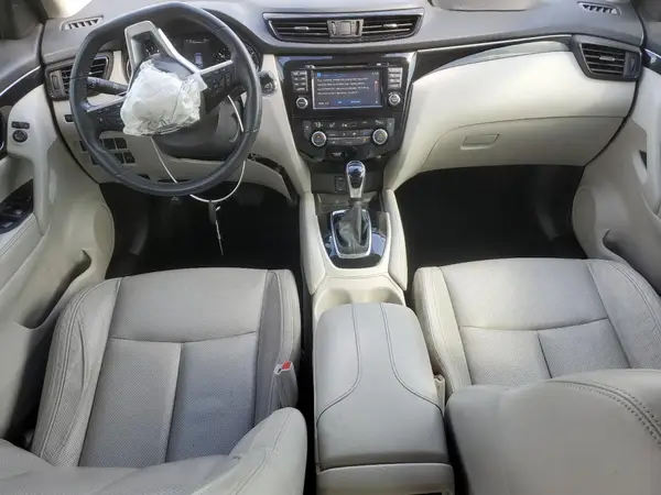 JN1BJ1CP8HW036664 2017 NISSAN ROGUE - Image 8