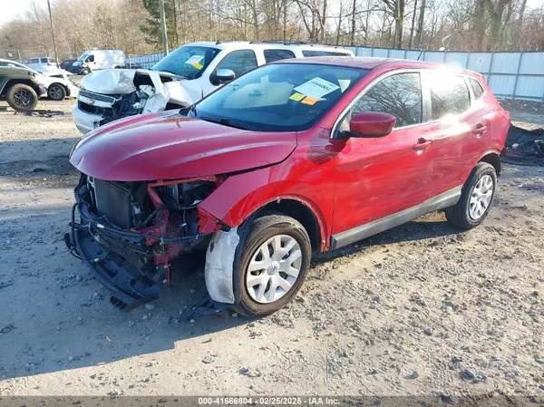 JN1BJ1CP8JW101406 2018 NISSAN ROGUE - Image 2