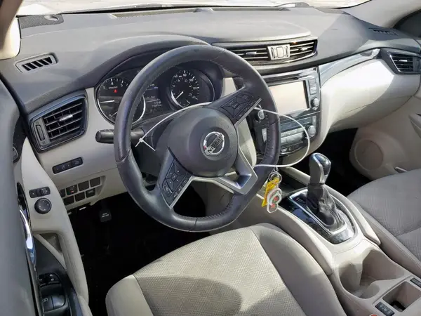 JN1BJ1CP8JW105083 2018 NISSAN ROGUE - Image 8