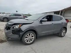 JN1BJ1CP8JW105634 2018 NISSAN ROGUE