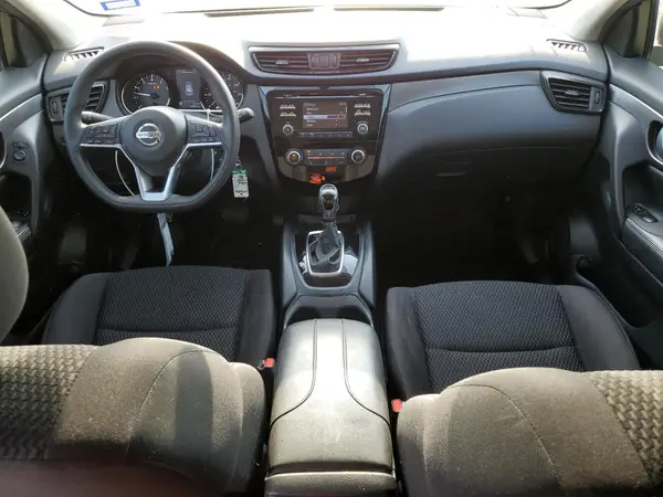 JN1BJ1CP8JW107707 2018 NISSAN ROGUE - Image 8