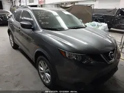 JN1BJ1CP8JW109666 2018 NISSAN ROGUE