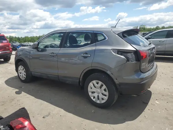 JN1BJ1CP8JW109893 2018 NISSAN ROGUE - Image 2