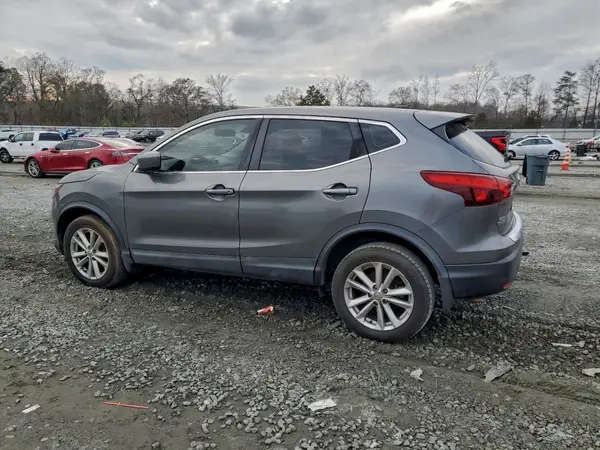 JN1BJ1CP8JW152324 2018 NISSAN ROGUE - Image 2