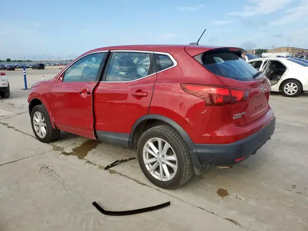 JN1BJ1CP8JW154042 2018 NISSAN ROGUE - Image 2