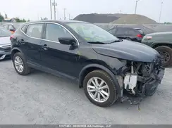 JN1BJ1CP8JW156289 2018 NISSAN ROGUE